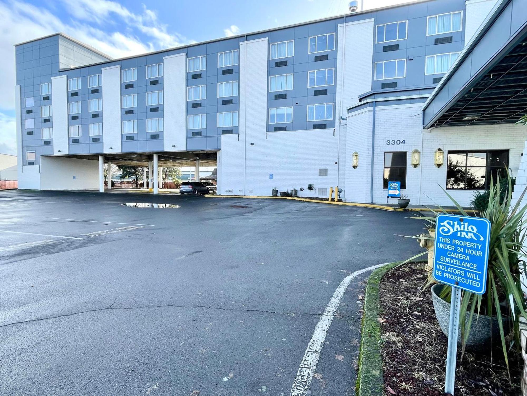 Shilo Inn Suites Salem Exterior photo